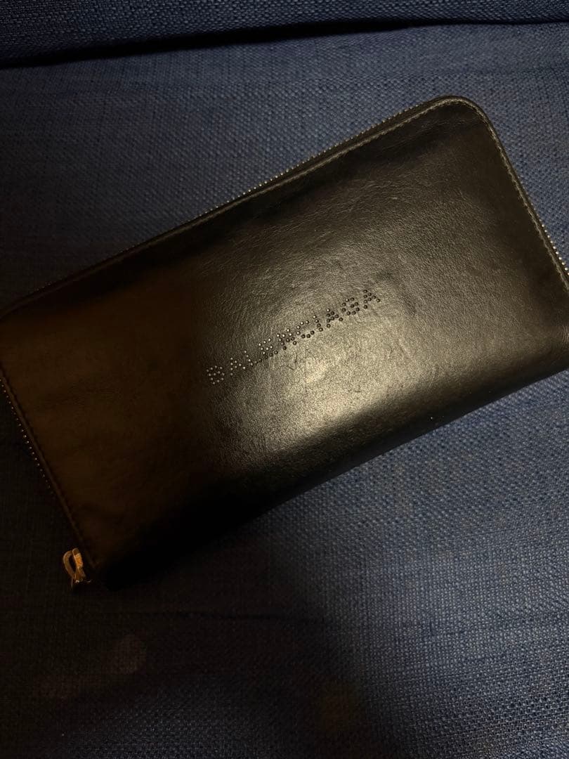 バレンシアガ　財布　レザー　ブラック