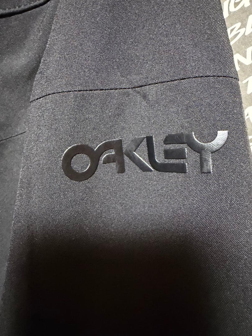 OAKLEYスノーボードパンツ