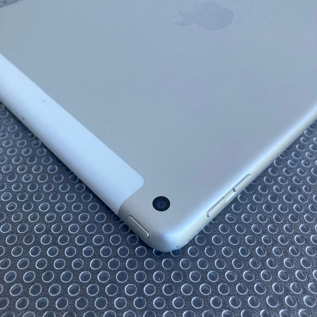 3941【早い者勝ち】iPad6 第6世代 32GB SIMフリー☆