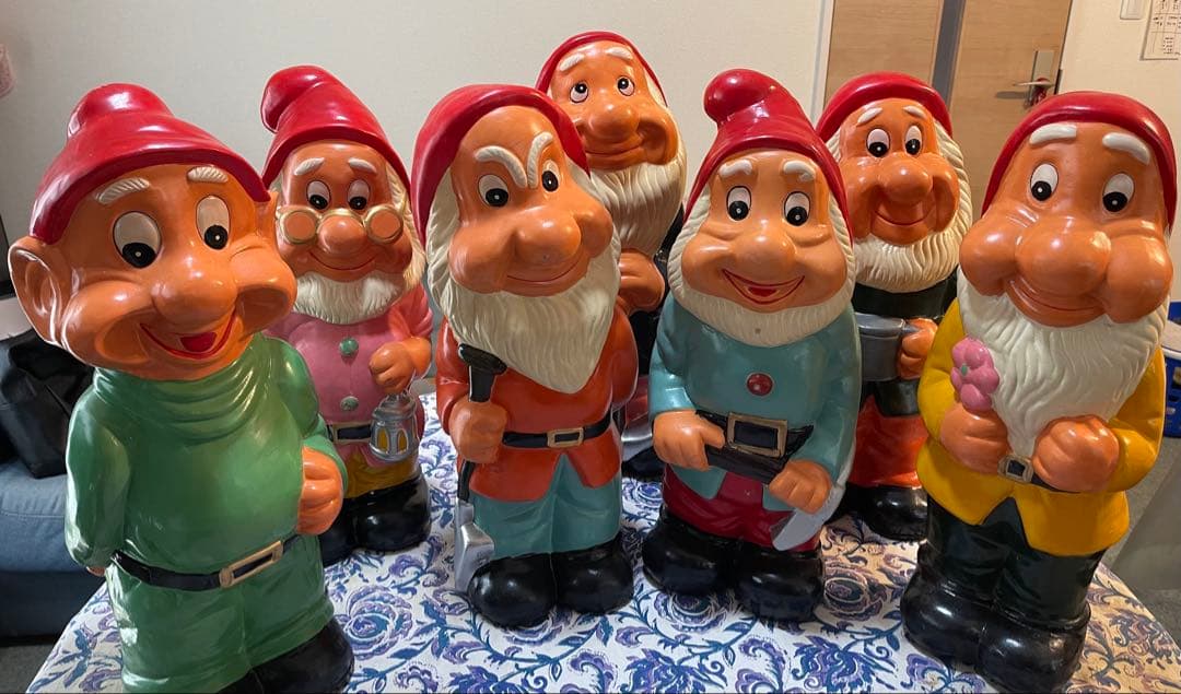 未使用品 七人の小人 陶器の置物