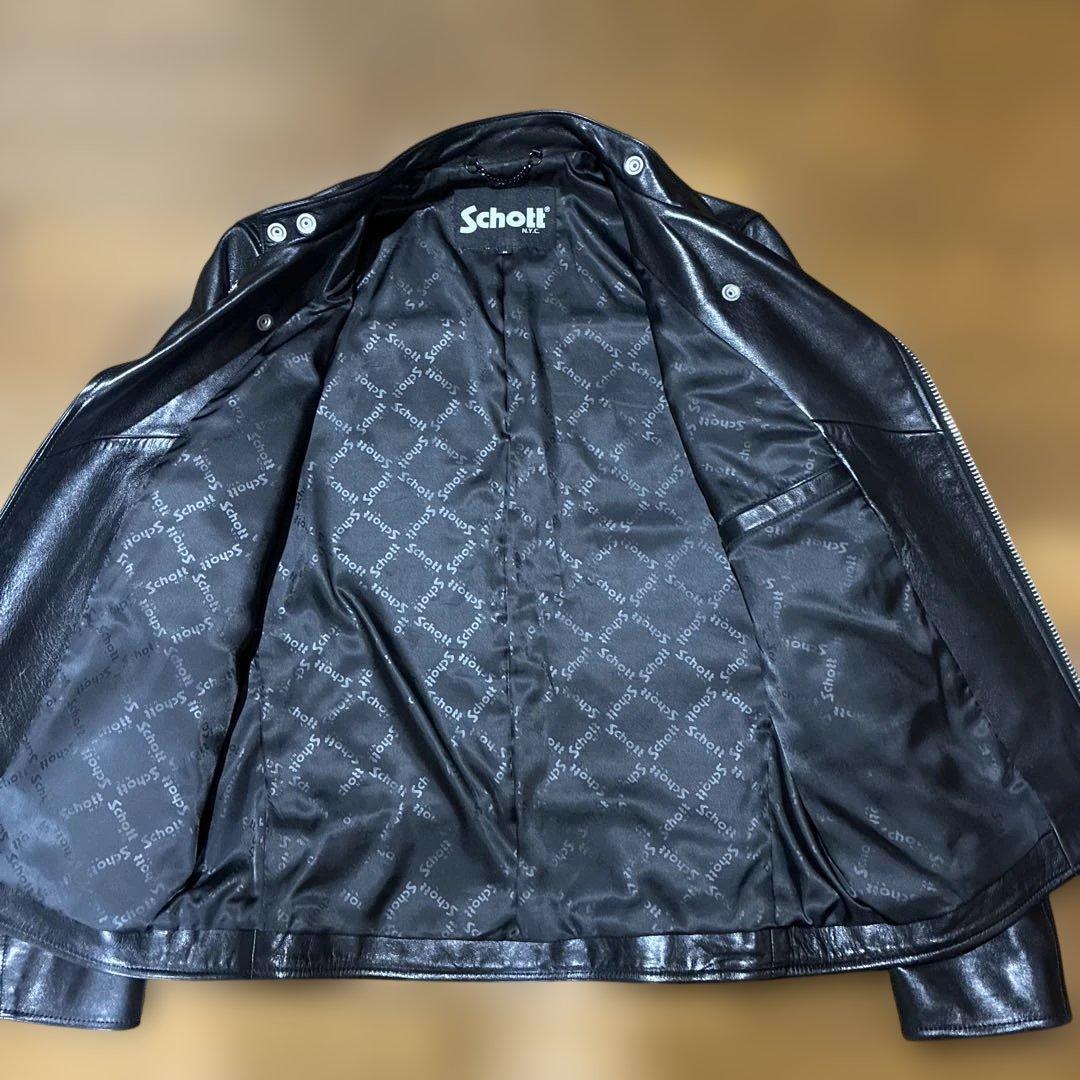 現行モデルショットライダース　ダブルブレスト