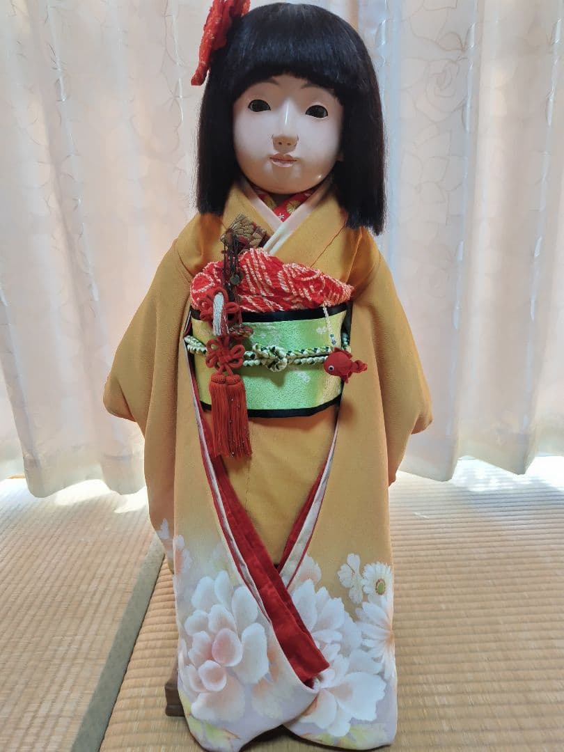 美しい市松人形