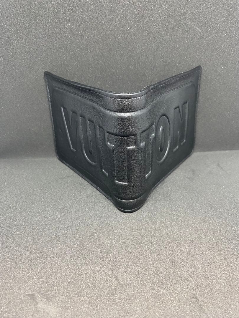 Louis Vuitton ブラック 二つ折り財布　アンフィニ