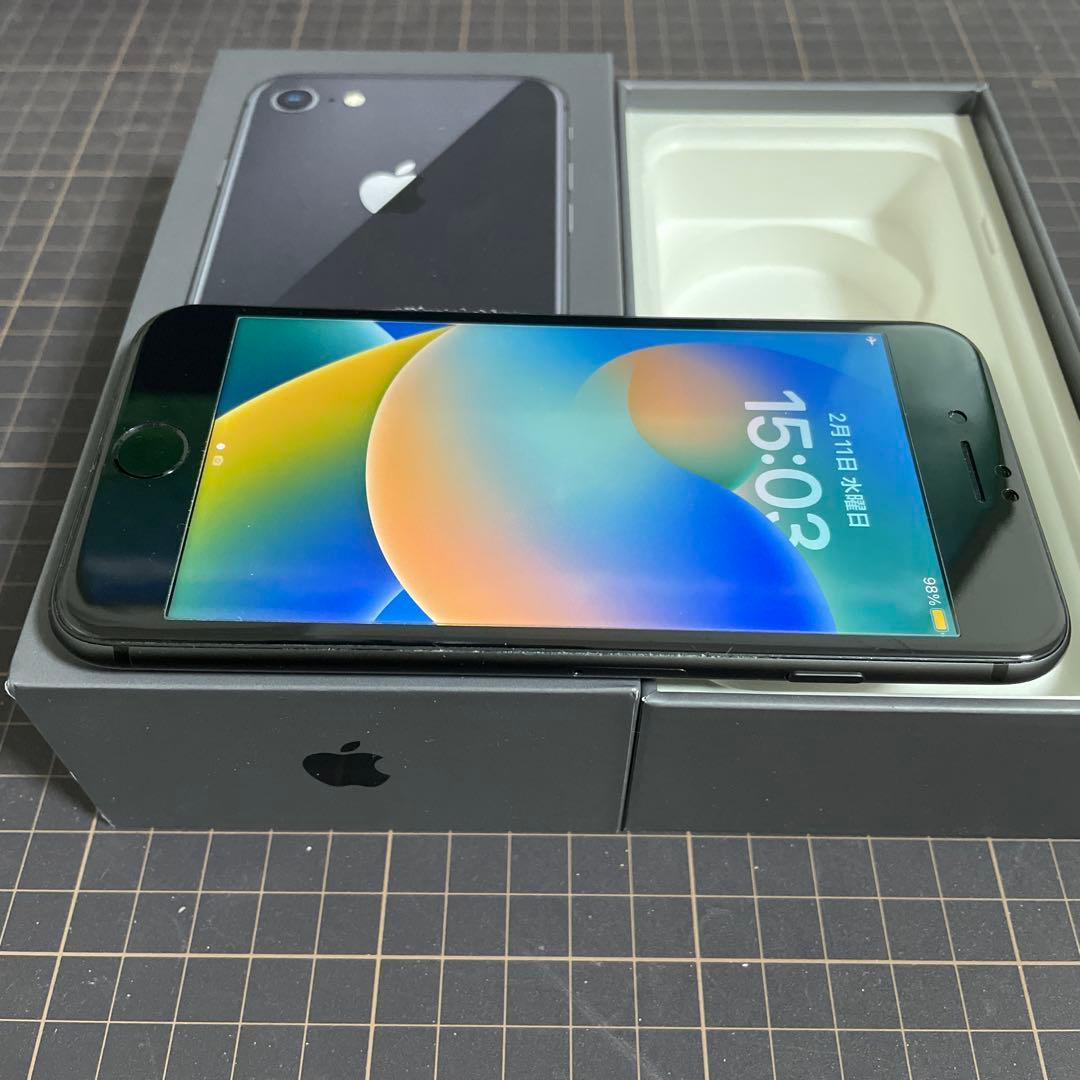 iPhone 8 64GB SIMフリー スペースグレイ バッテリー76%