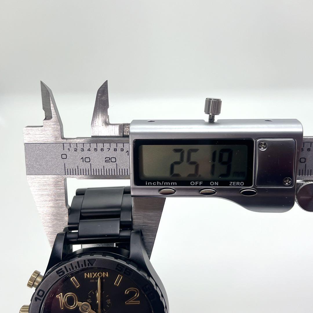 【左リューズ】NIXON ニクソン 51-30 クロノ デイト 黒 稼働品