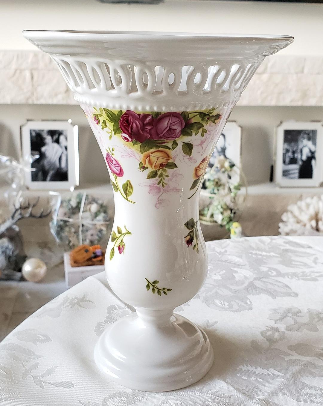 ロイヤルアルバート オールドカントリーローズ ピアス フラワーベース 花瓶