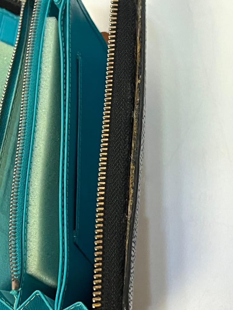 PRECIOUS PRESTIGE/長財布/黒/ガルーシャ エイ革