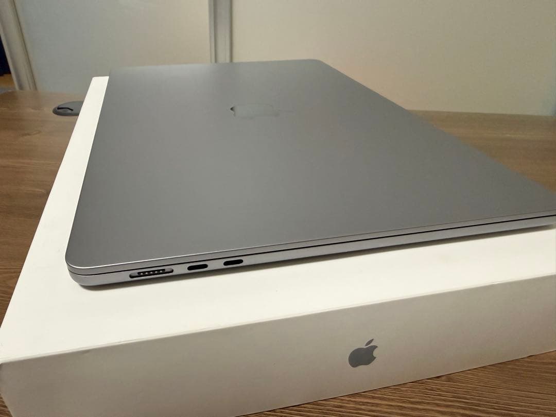 極美ハイスペックMacBook air M2 15inch 16GB/512GB