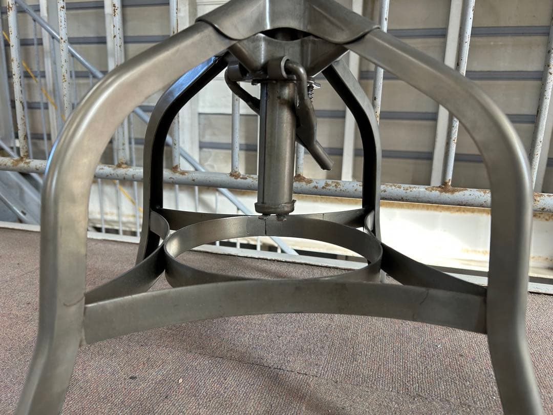 ③ knot antiques クラッシュゲート トレド2 昇降チェア