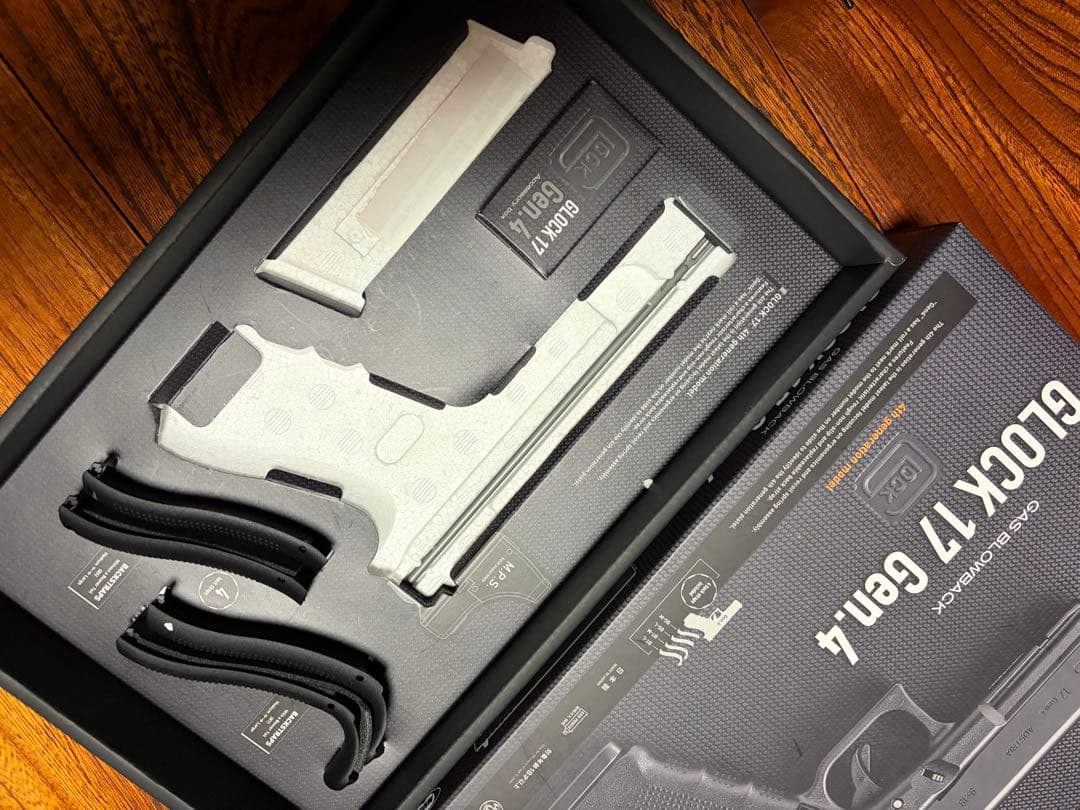 東京マルイ　グロック17 Gen4 カービンキット