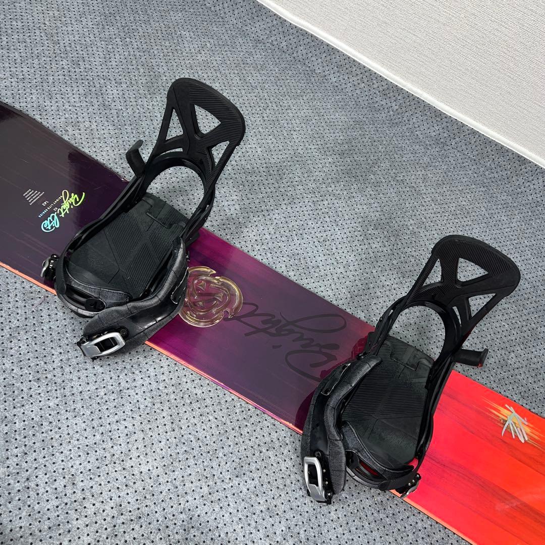 7-８回使用 142cm K2 BRIGHT LITE×BURTON サイズM