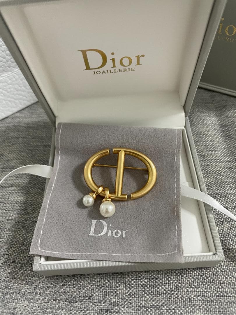 ゴールド/お洒落 ディオール ブローチ DIOR パール