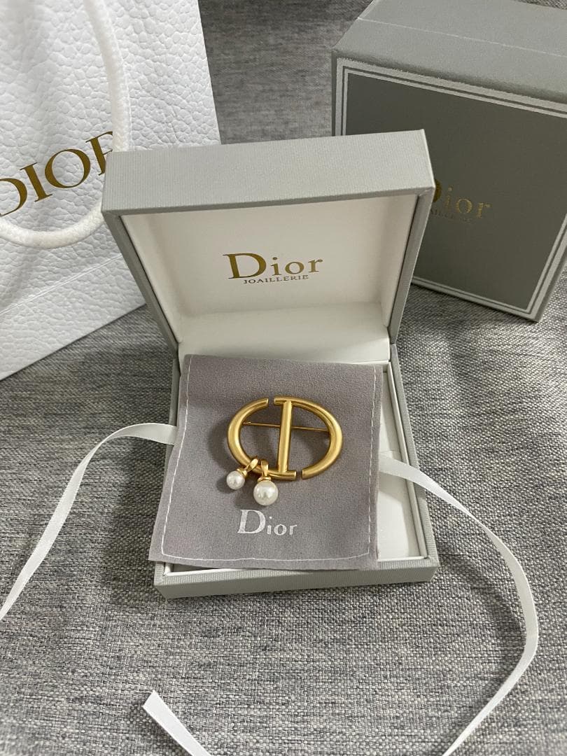 ゴールド/お洒落 ディオール ブローチ DIOR パール