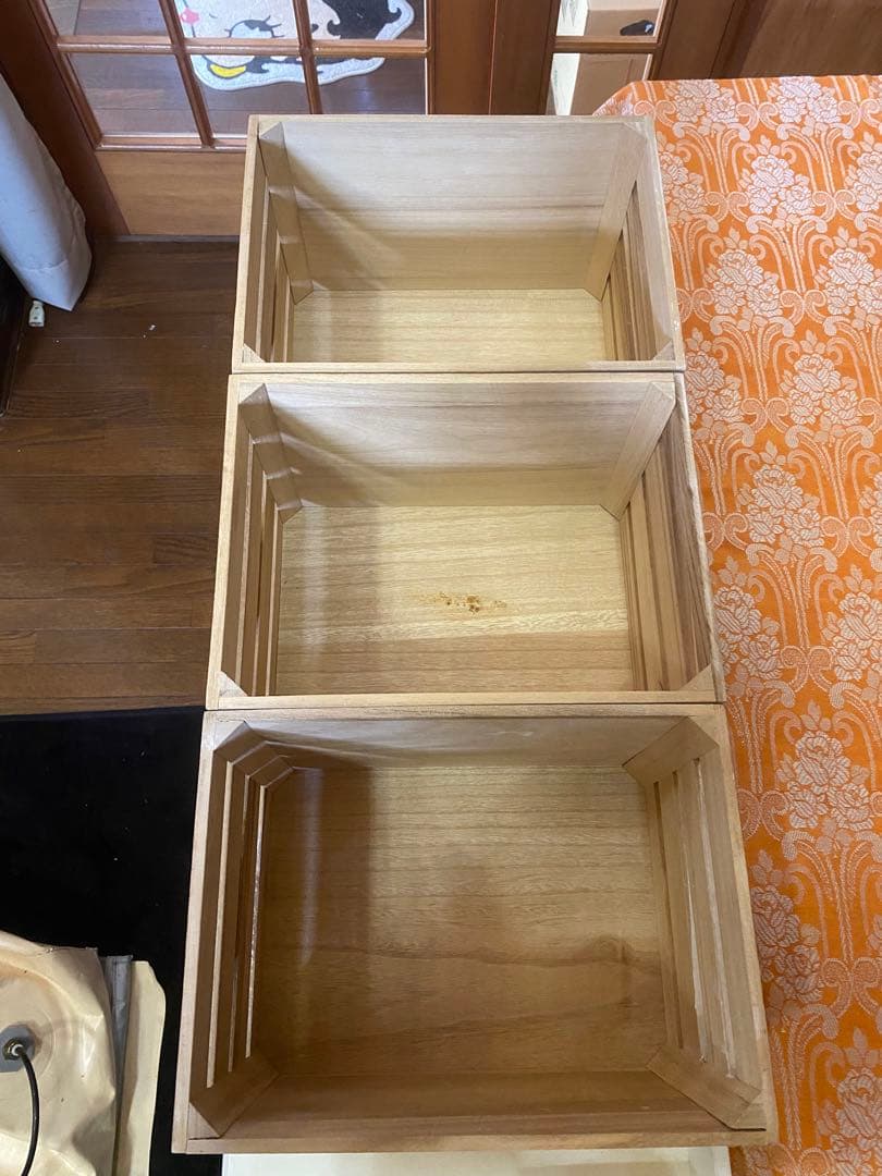 フレンチ シャビー♦️ディスプレイ キャビネット♦️収納棚♦️ロココ調 ホワイトローズ