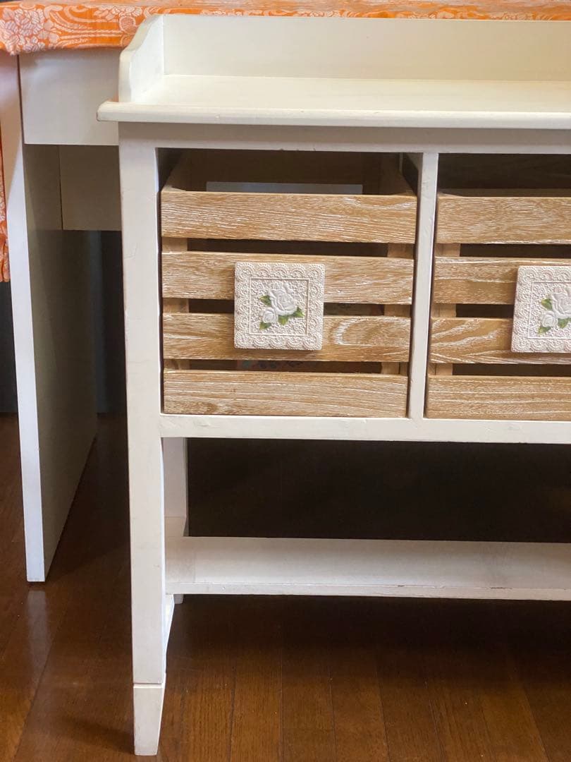 フレンチ シャビー♦️ディスプレイ キャビネット♦️収納棚♦️ロココ調 ホワイトローズ