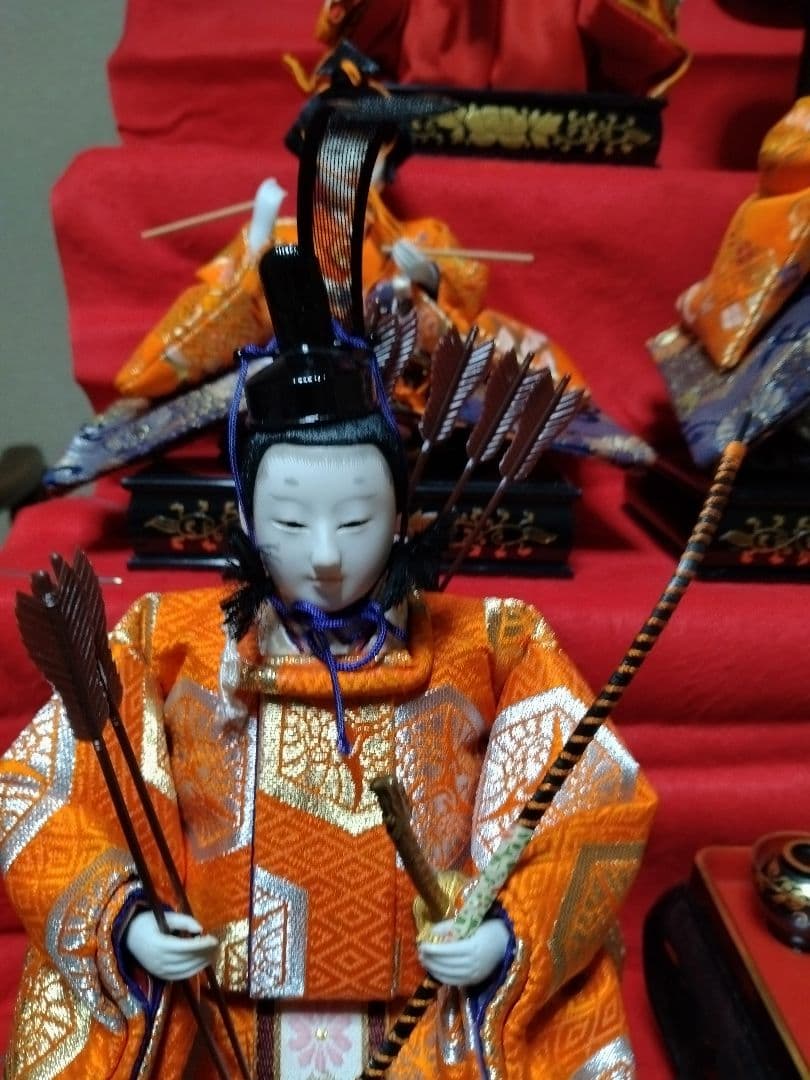 豪華な七段ひな人形セット