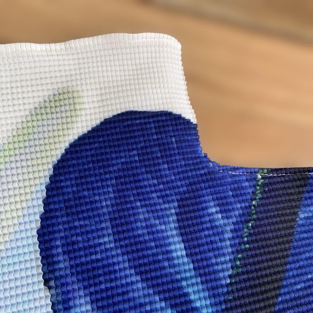 まなふぃ。【未使用品】イッセイミヤケme素敵なトップス