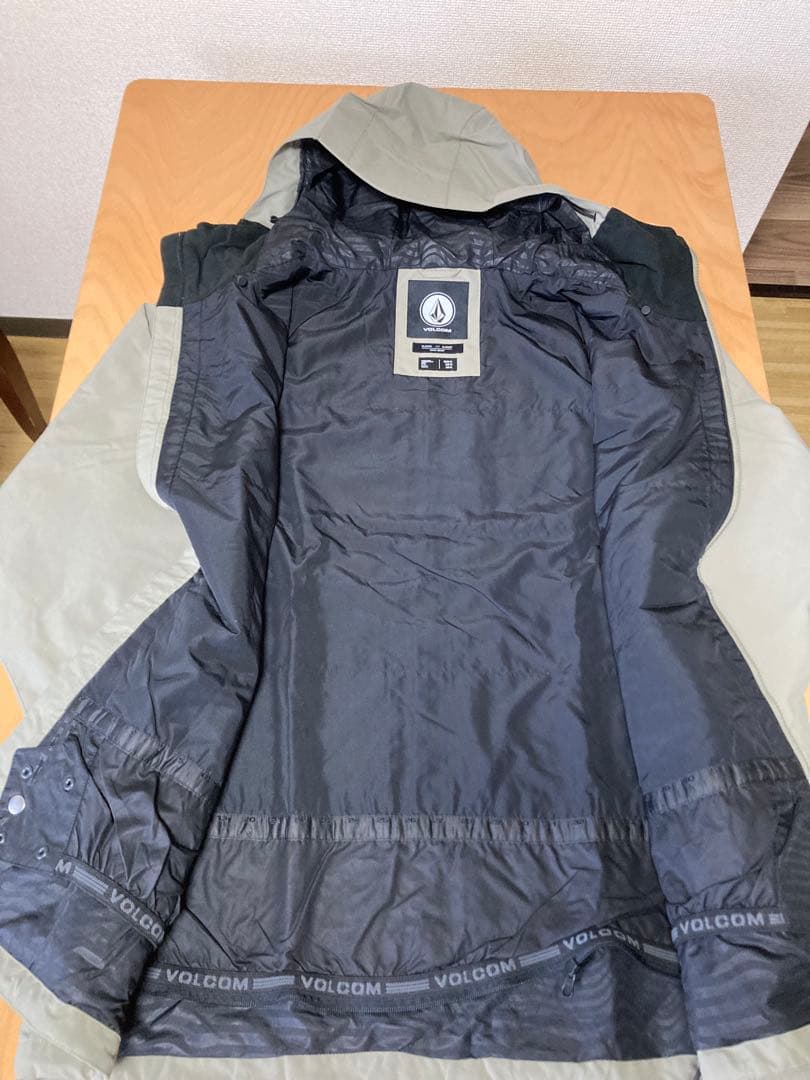 スノーボード VOLCOM 2836 insulated jacket