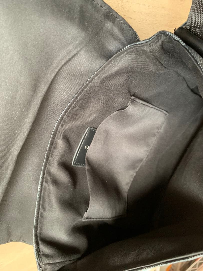 ショルダーバッグ　メッセンジャーバッグ