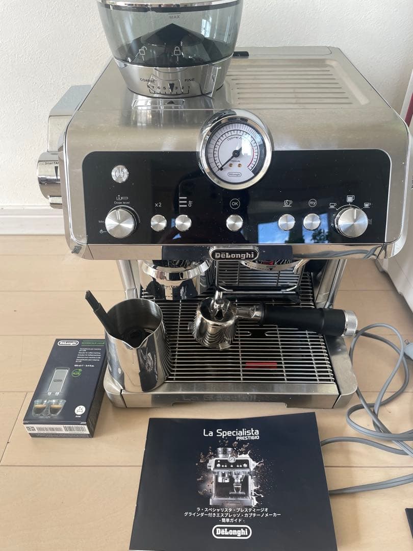 pizza　　デロンギ エスプレッソマシン　EC9355J-M