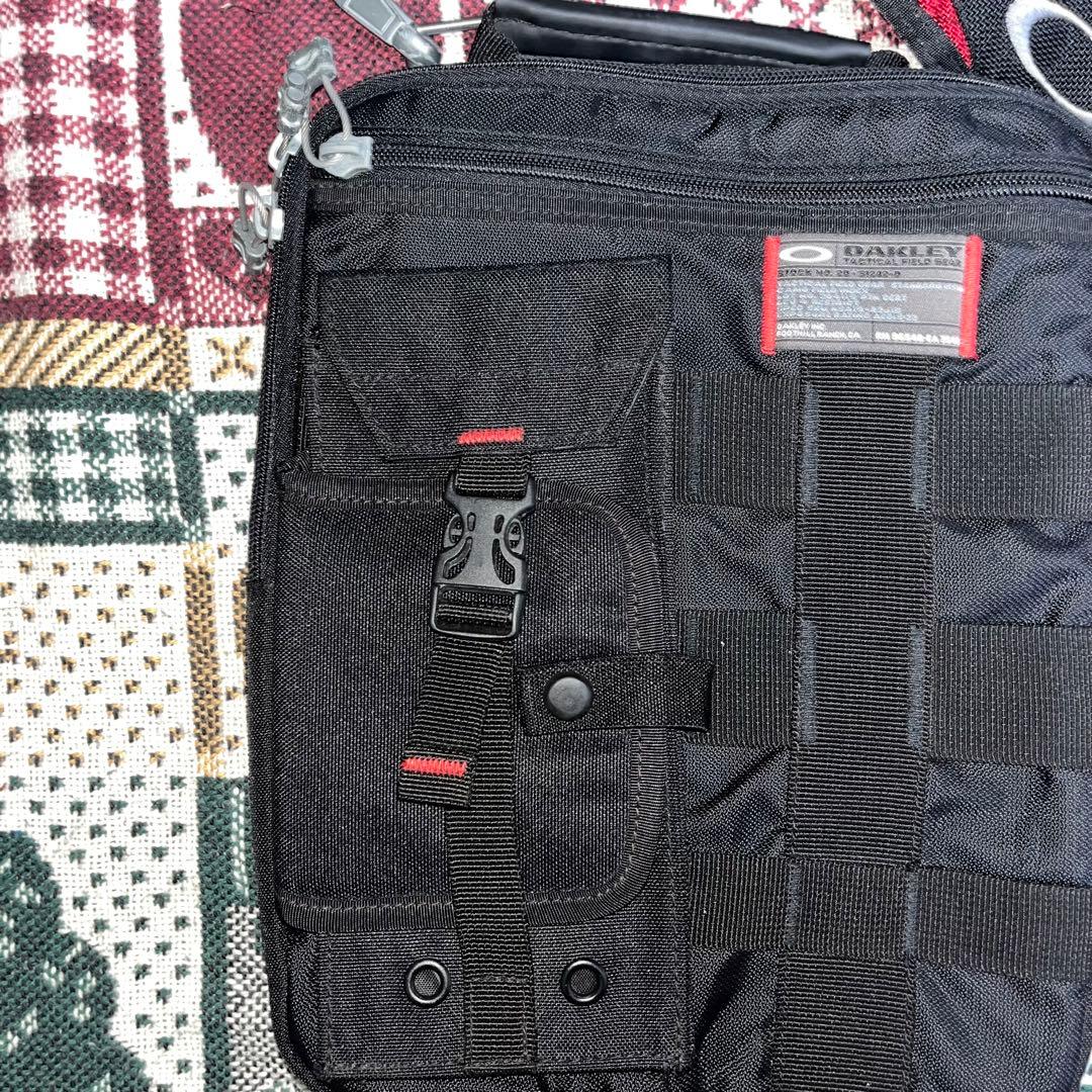 00s oakley ショルダーバッグ　激レア テック系　ノームコア