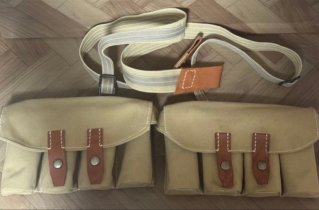 日本軍陸軍海軍　精巧複製　八九式重擲弾筒弾入れ(弾薬嚢)