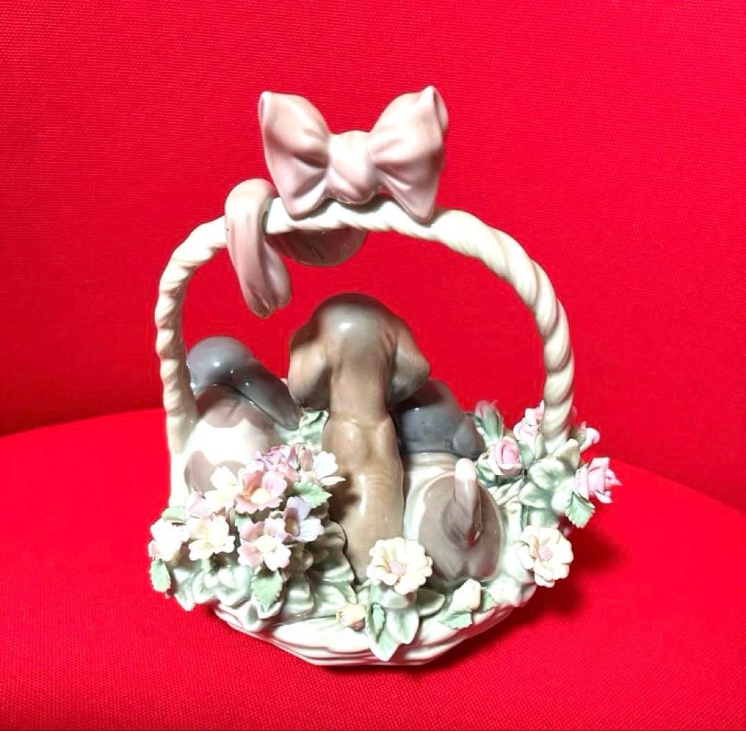 【12/10限定価格】【リヤドロ】子犬と花バスケット 1441