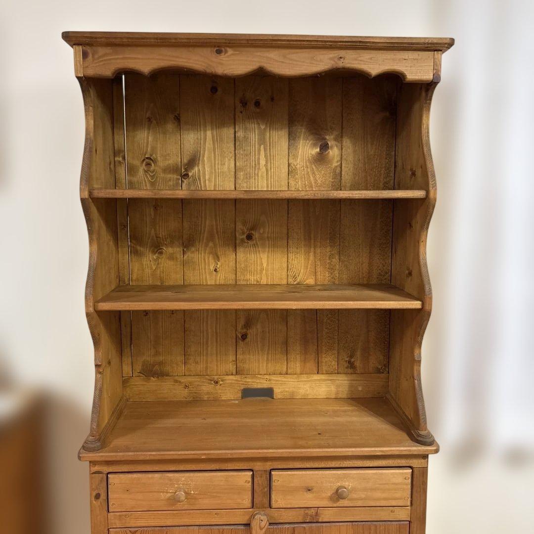 カントリー家具　キャビネットハート