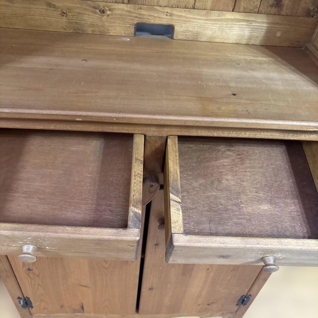 カントリー家具　キャビネットハート