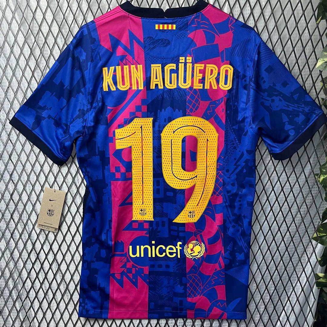 新品未使用　タグ付き　NIKE バルセロナユニフォーム　No19 アグエロ