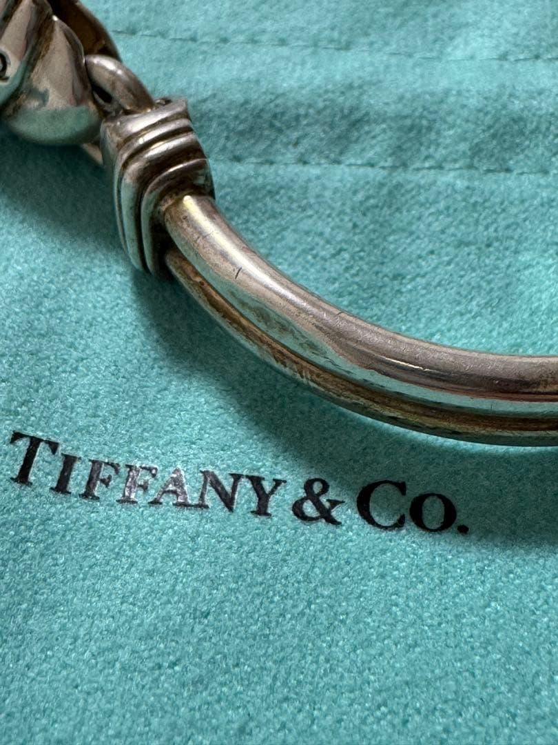 Tiffany & Co. ノットデザインバングル
