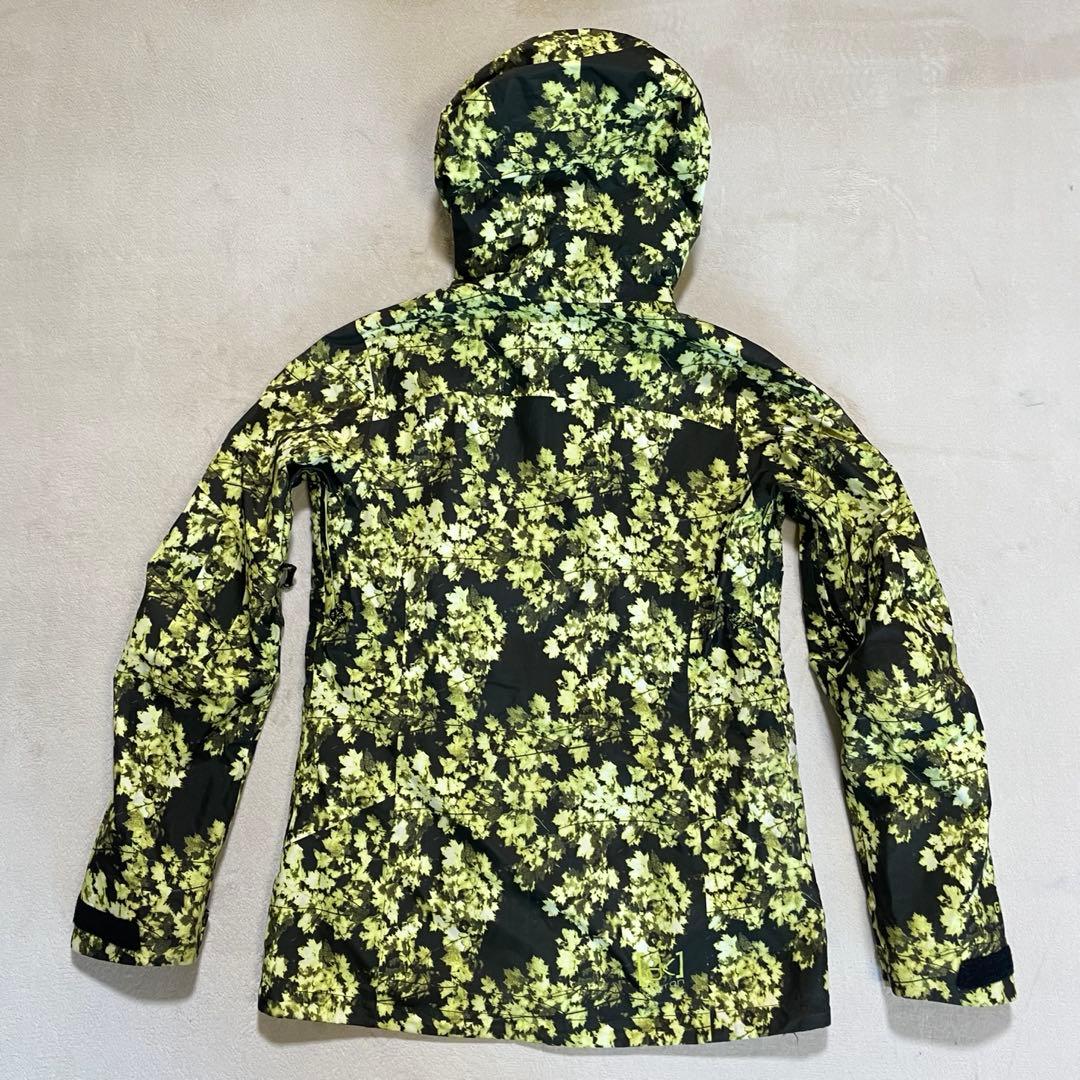 【超美品】バートン ak ゴアテックス ジャケット スノボウェア 花柄　S