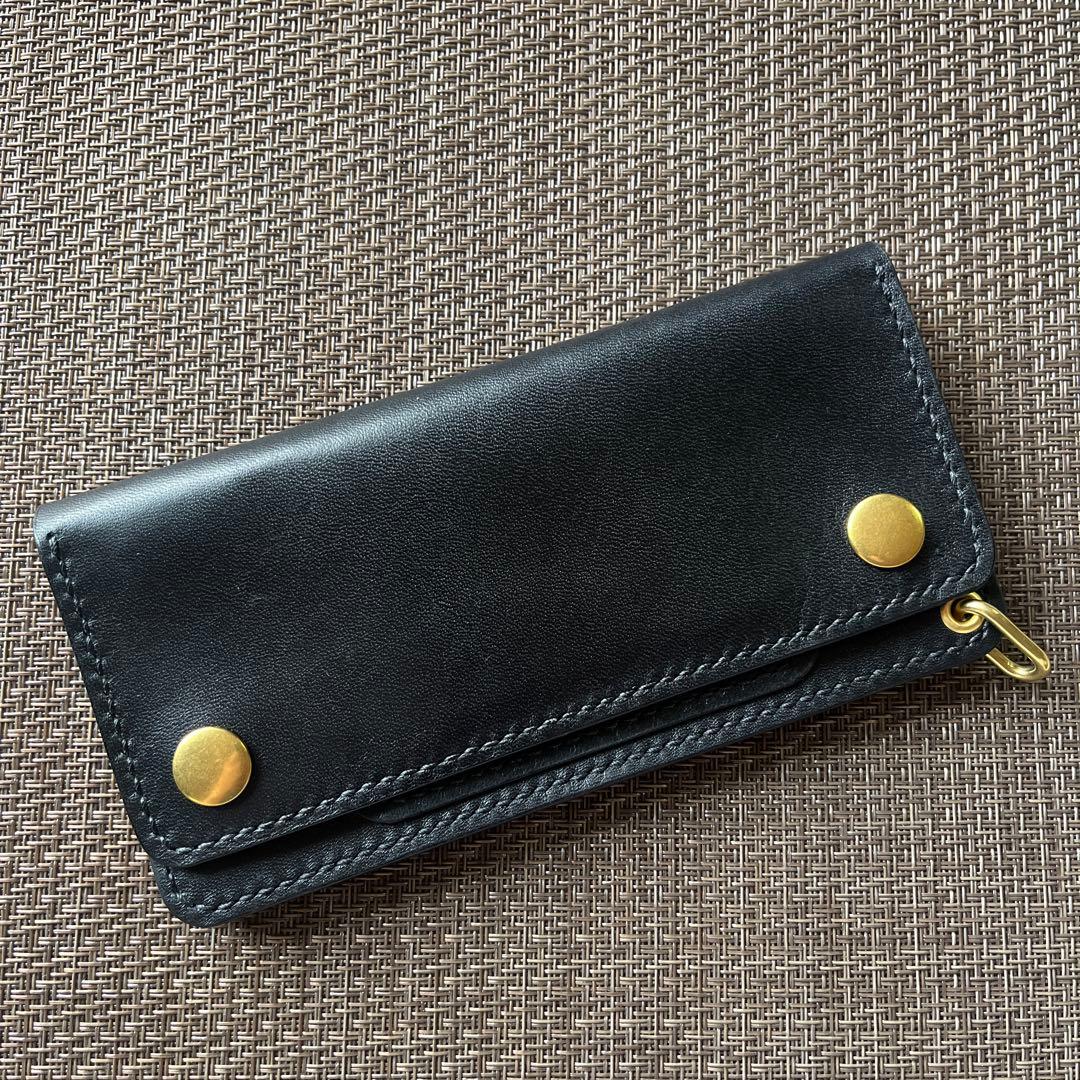 MARYAM ホースフロント ロングトラッカーウォレット 芯通しブラック