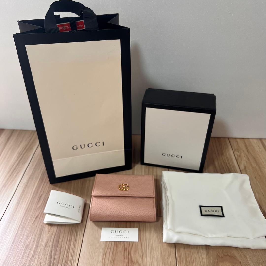 美品！GUCCI グッチGGマーモント 三つ折り財布　ピンクベージュ