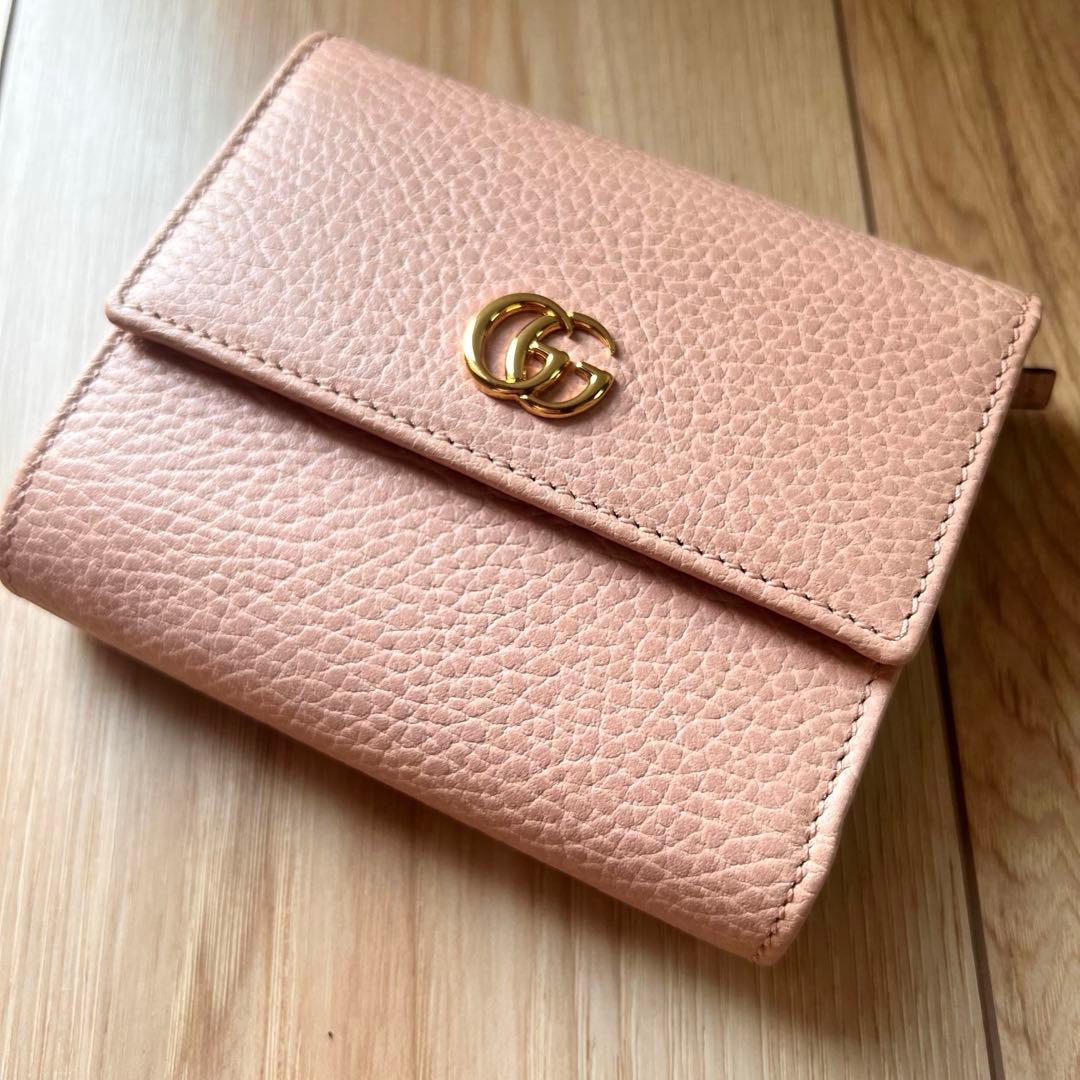 美品！GUCCI グッチGGマーモント 三つ折り財布　ピンクベージュ