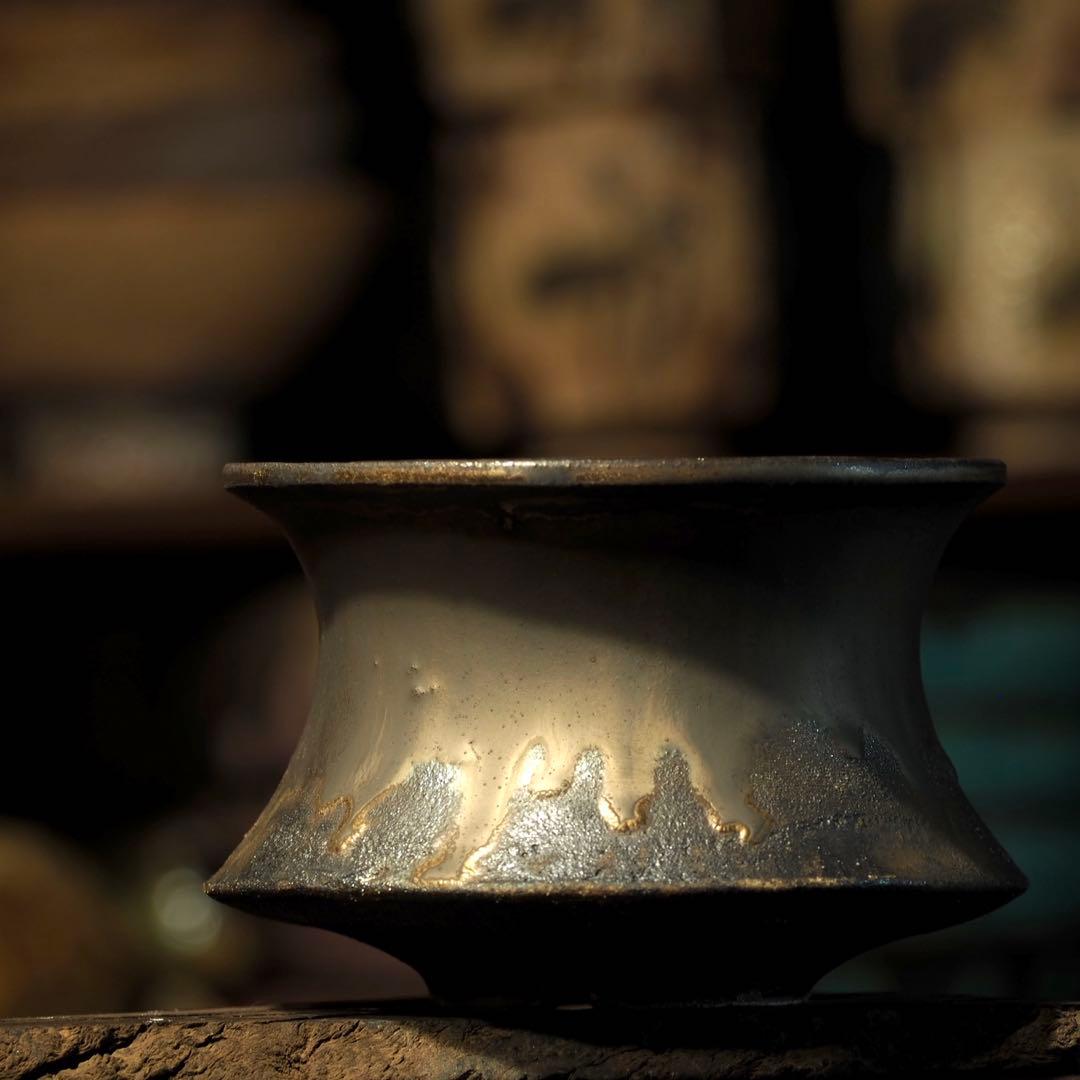 【鷲ノ巣】黒金彩　植木鉢(盆栽鉢)251004-1/1