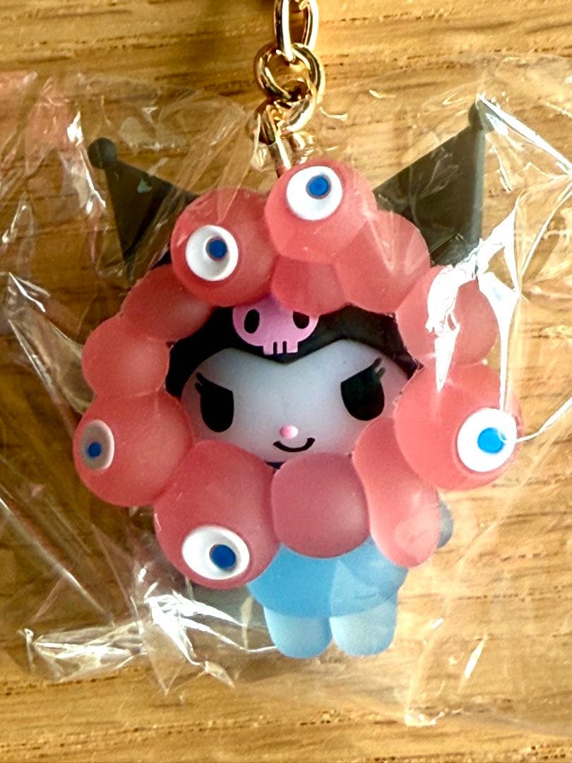 ミャクミャクなりきり立体マスコットクリアカラーキーホルダー７種