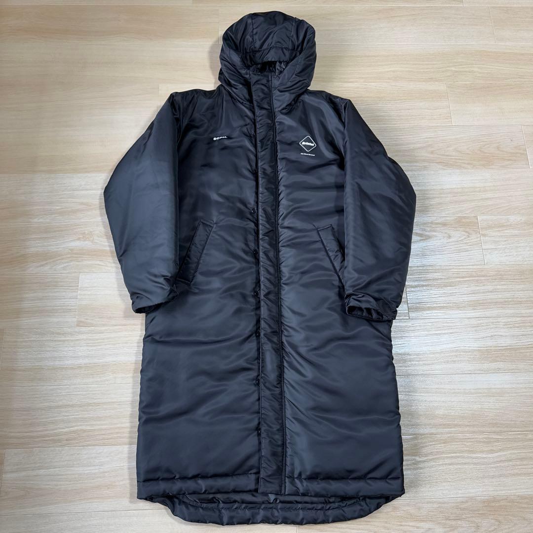 F.C.R.B MAJESTIC BENCH COATブラック サイズフリー