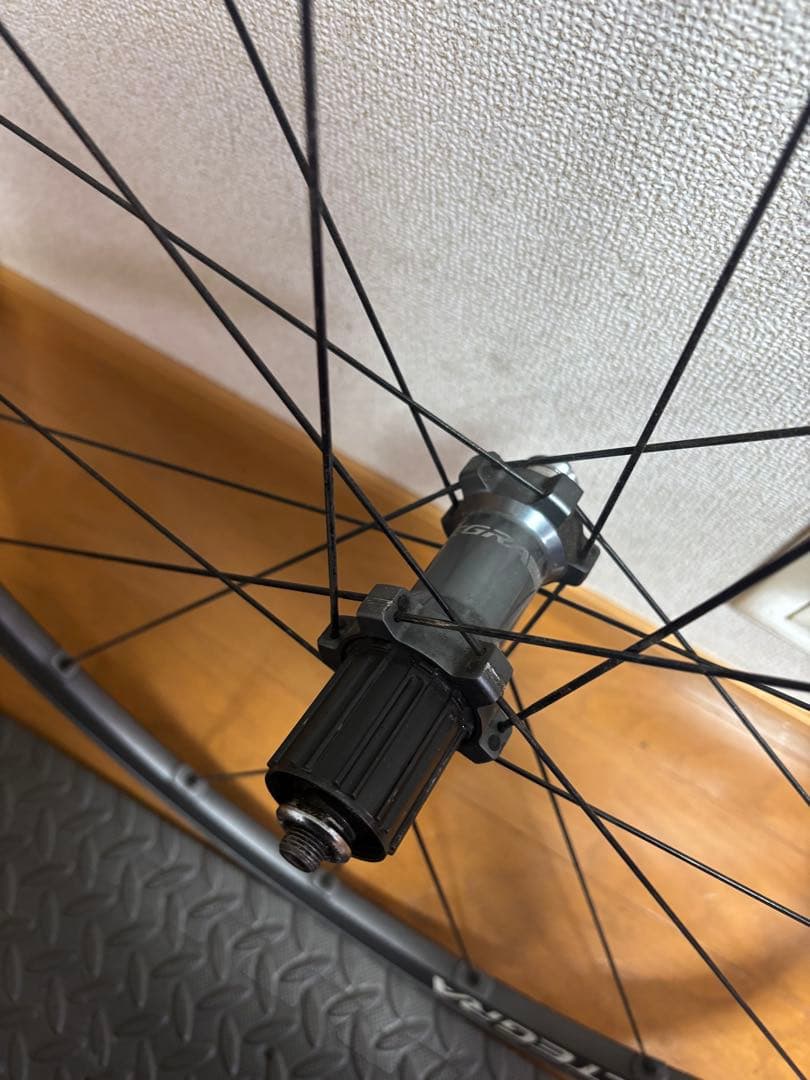 SHIMANO アルテグラ WH-6700-TL チューブレスレディ 10速