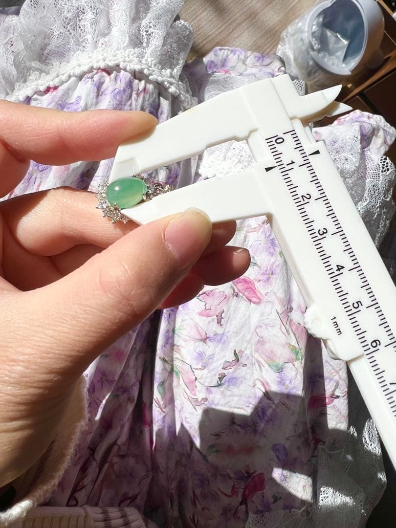 ミャンマー産 本翡翠 A貨 ペンダントs925シルバー台座 氷甘緑NGTC鑑定書