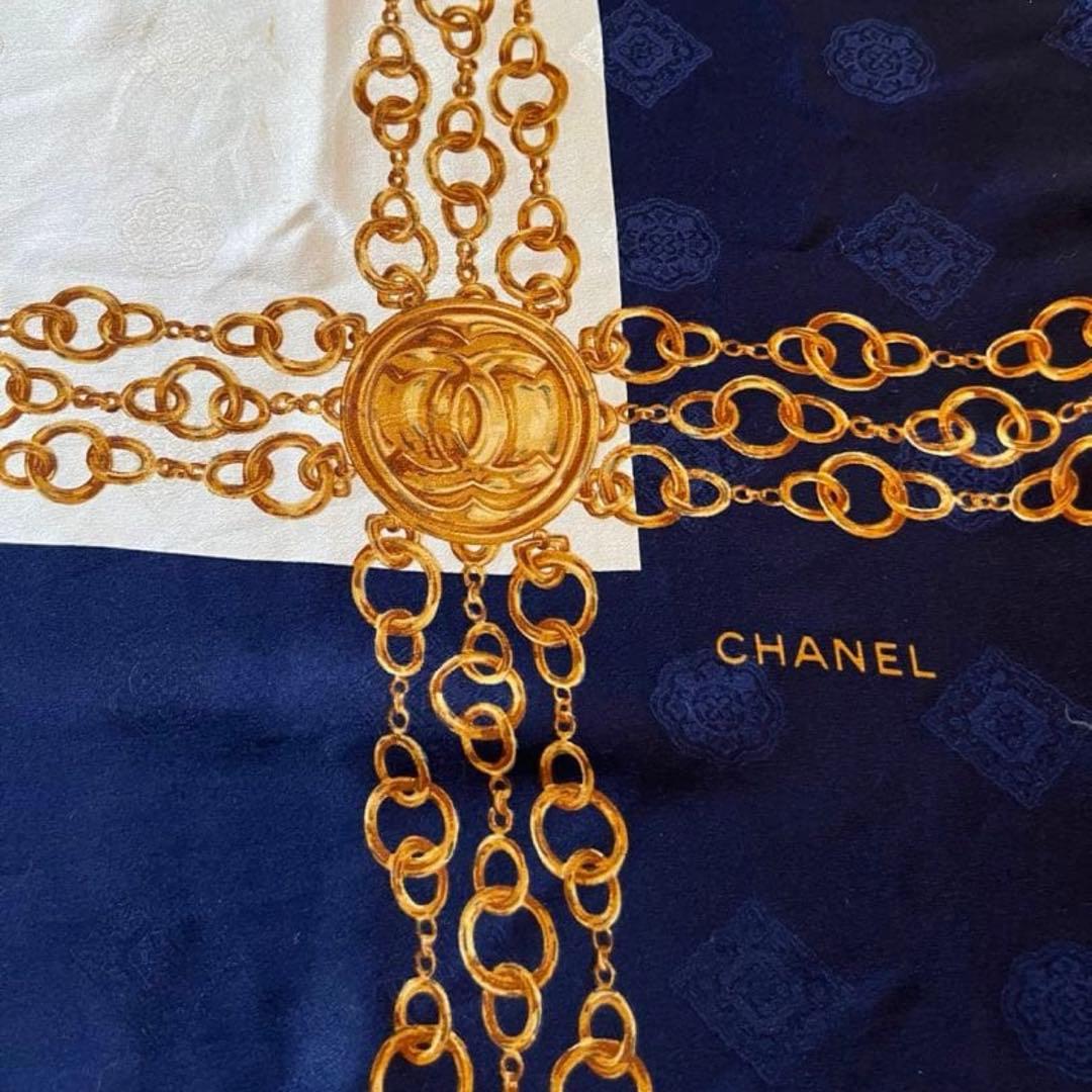 Vintage CHANEL CHAIN SCARF シャネル　スカーフ