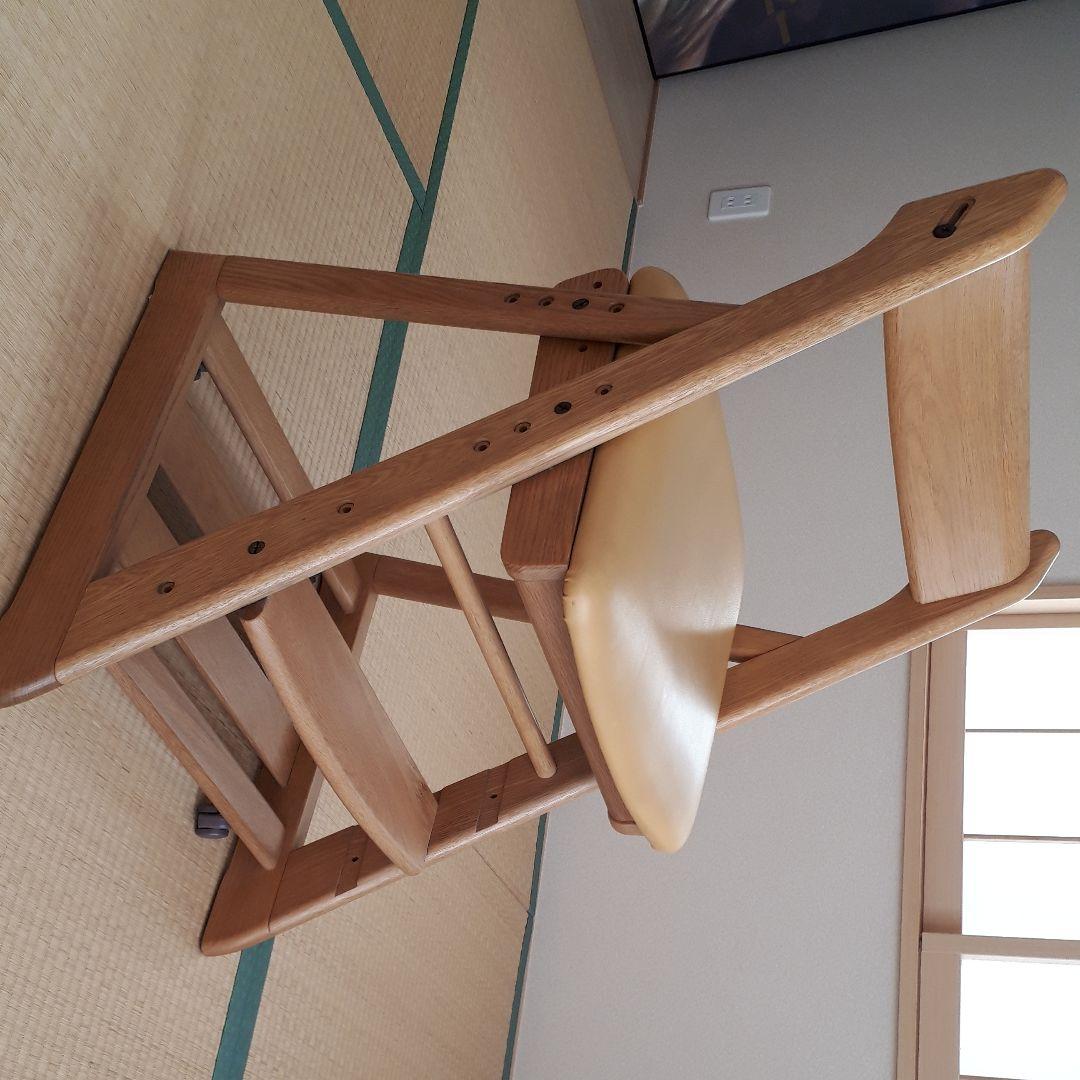 デスクチェアー　XT0901US