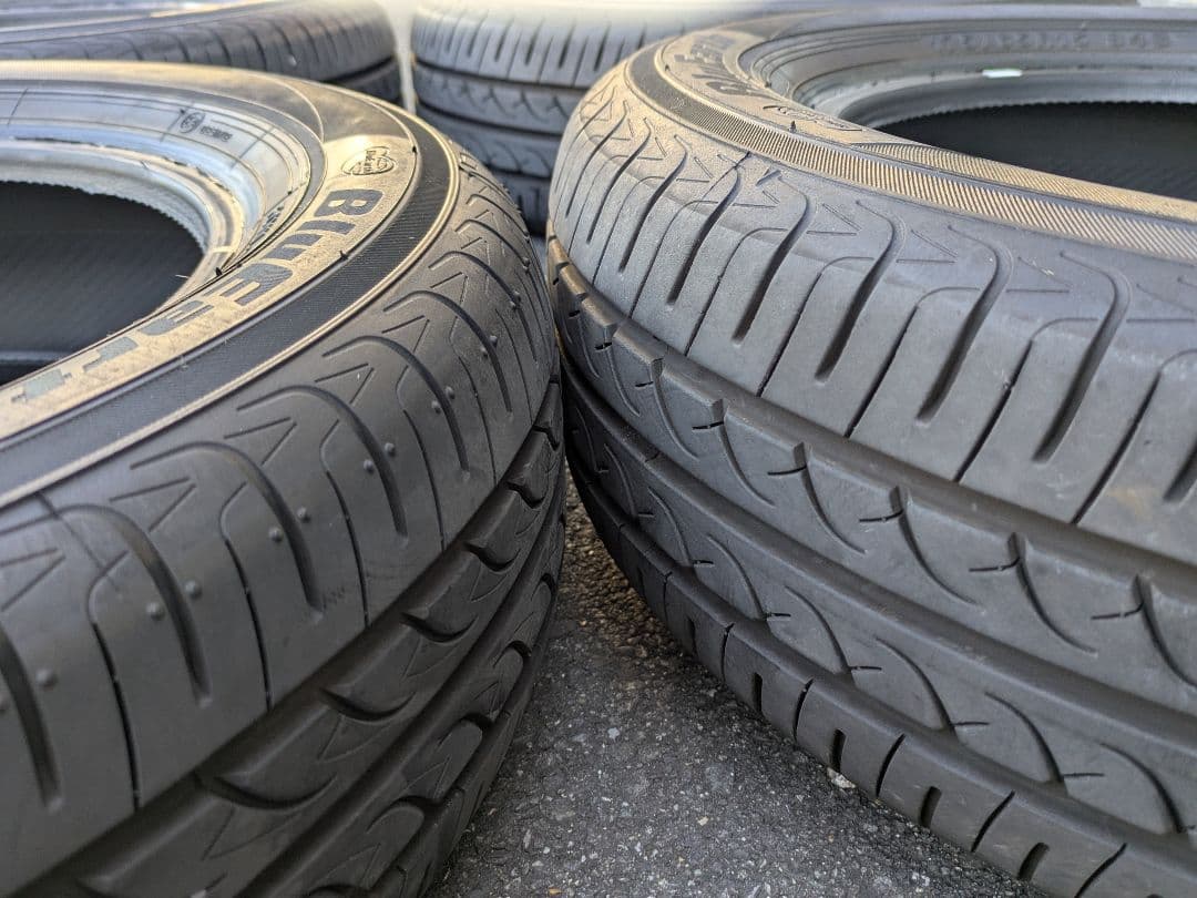 ケーテック様用　バリ山175/65R15 BluEarth 2セット ①