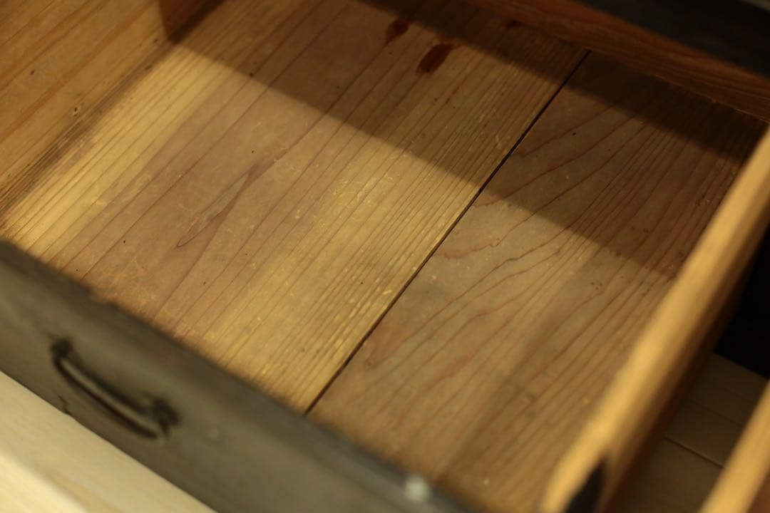 【アンティーク】ガラス戸収納棚