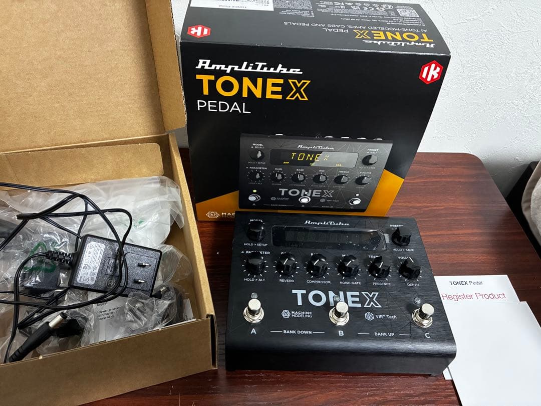 (ライセンス付き)AmpliTube TONEX pedal