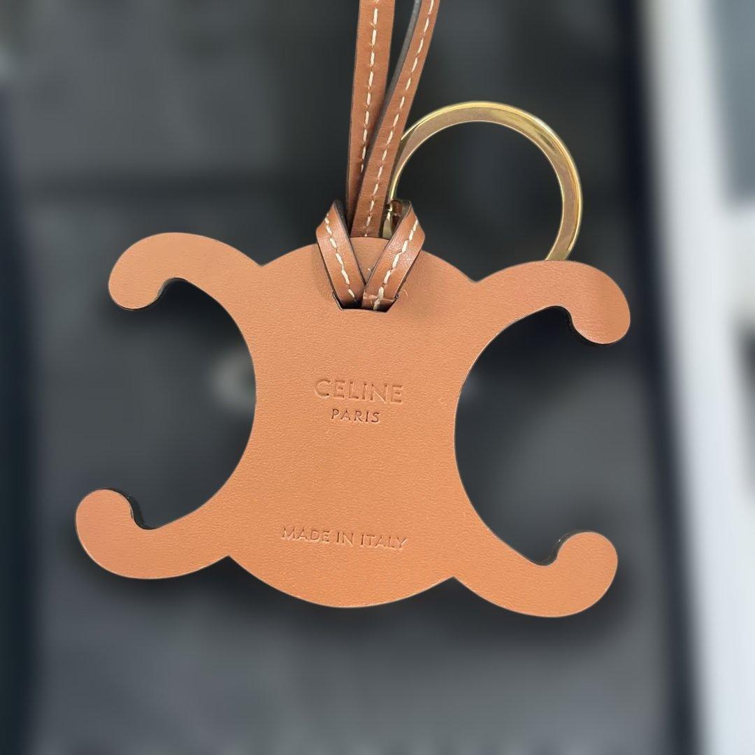 CELINE ブラウンレザー 動物モチーフ キーホルダー