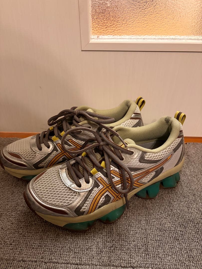 asics レディーススニーカー24.5cm