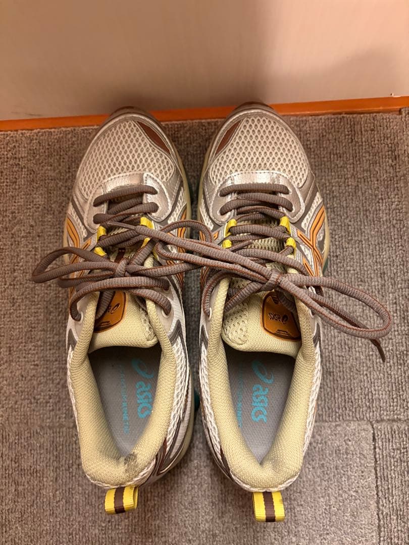 asics レディーススニーカー24.5cm
