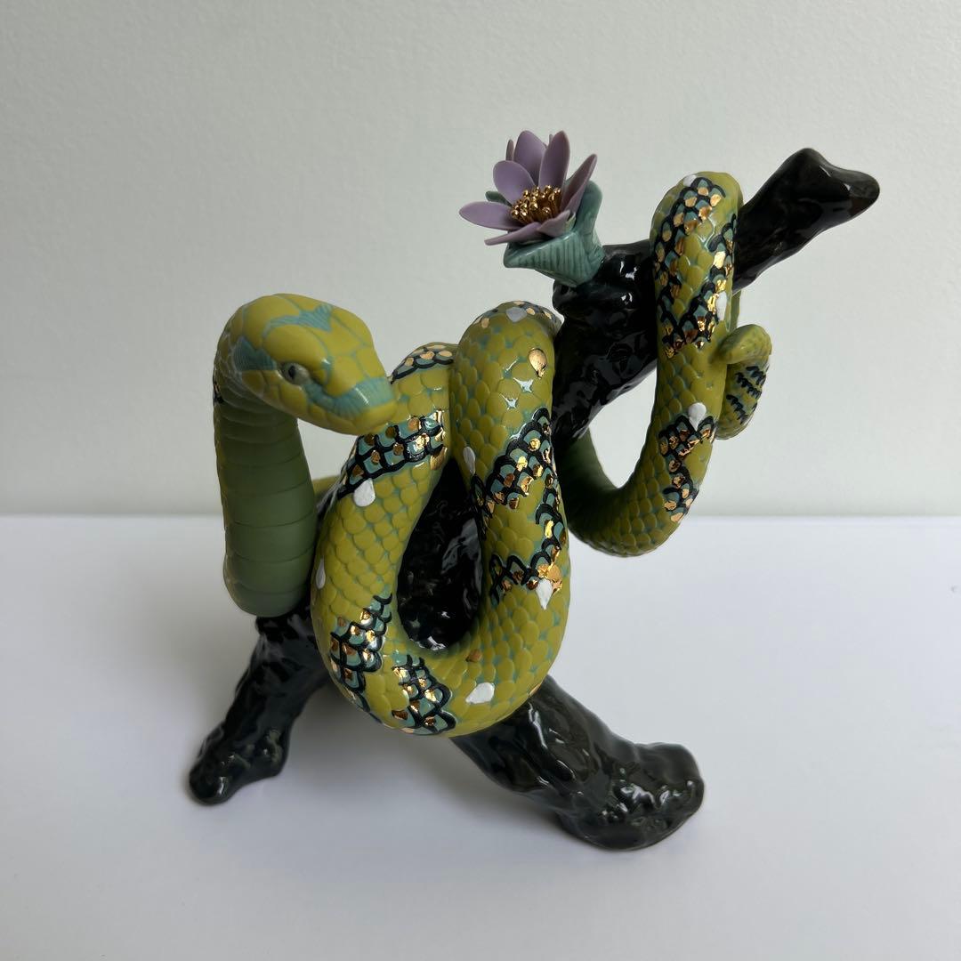 リヤドロ 十二支 へび