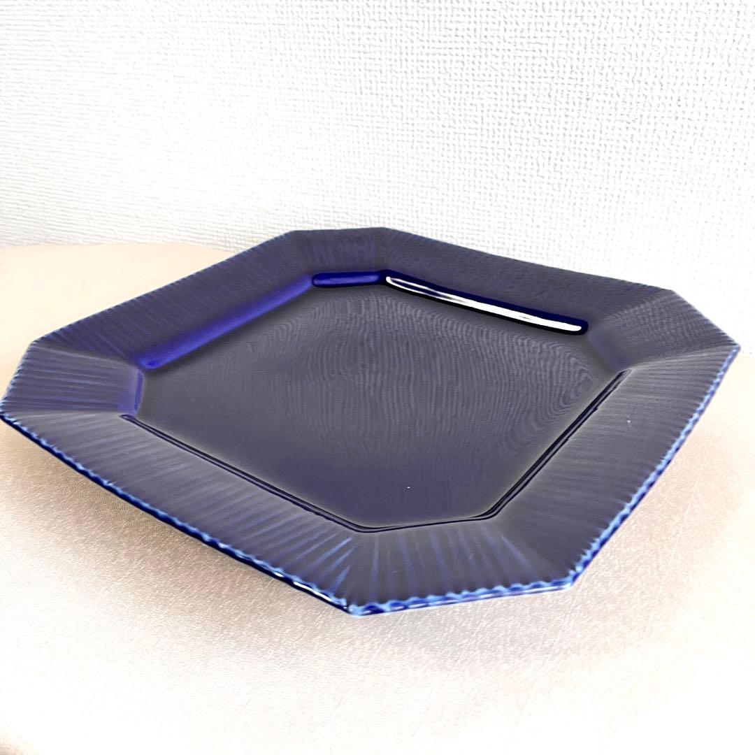 ★新品未使用 ★有田焼　瑠璃色　角皿隅切り　大皿　 ディナー皿　パスタ皿